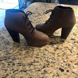 Steve Madden Size 8.5 Heels/Booties